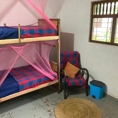 Hostel Singha Lounge Унаватуна Екстер'єр фото