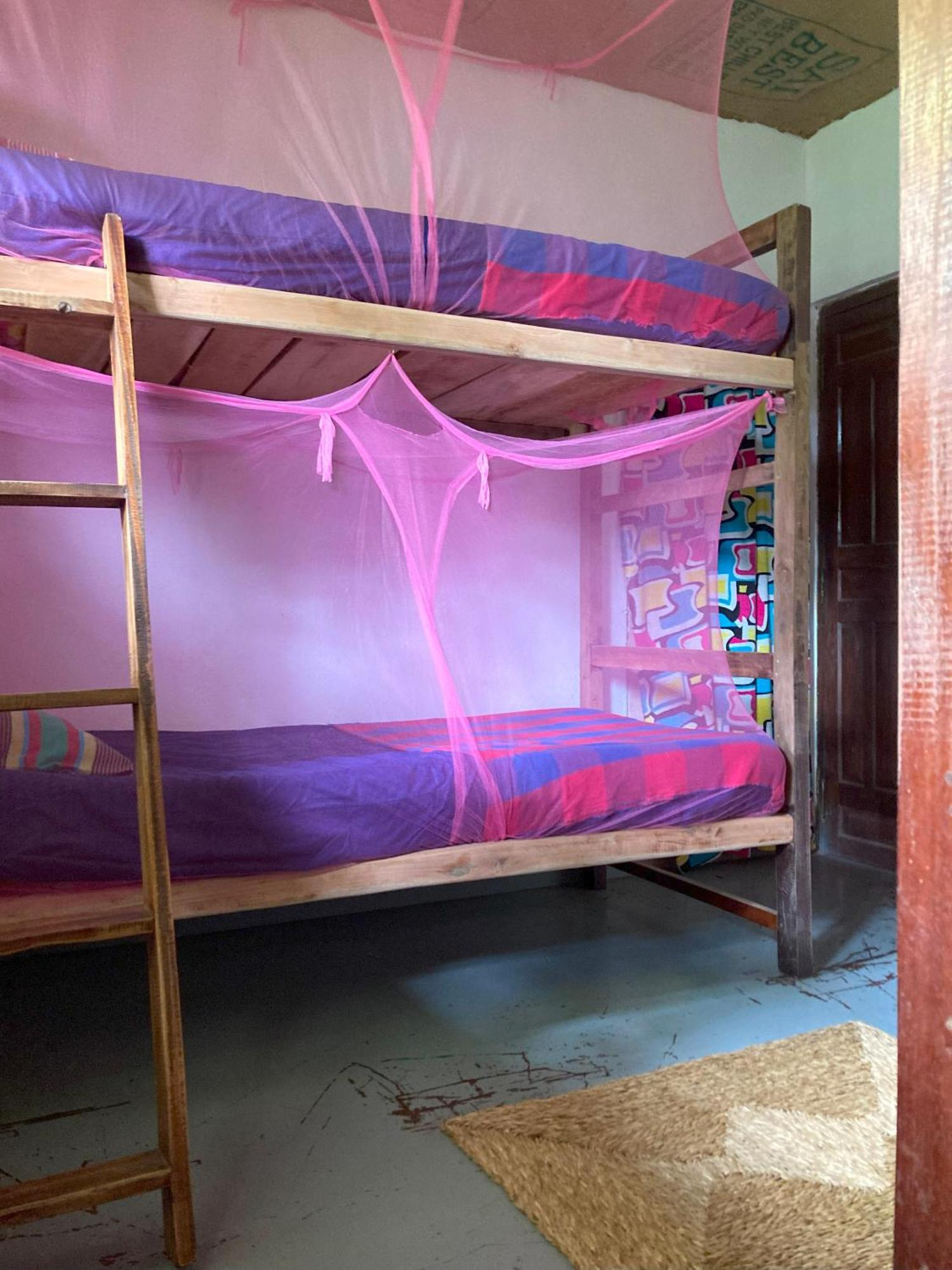 Hostel Singha Lounge Унаватуна Екстер'єр фото